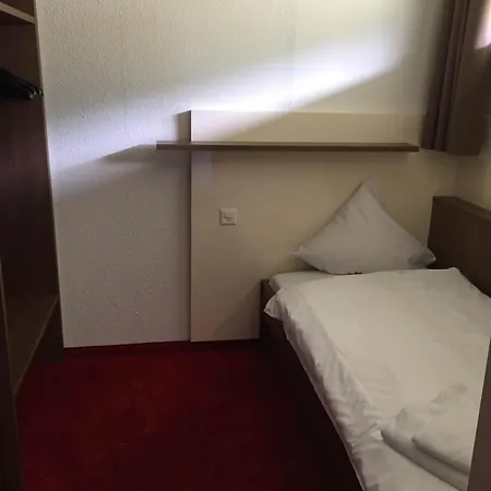 Caddies Club Hotel apartamentowy 3*