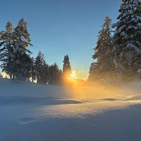 Lägenhetshotell Caddies Club Crans-Montana
